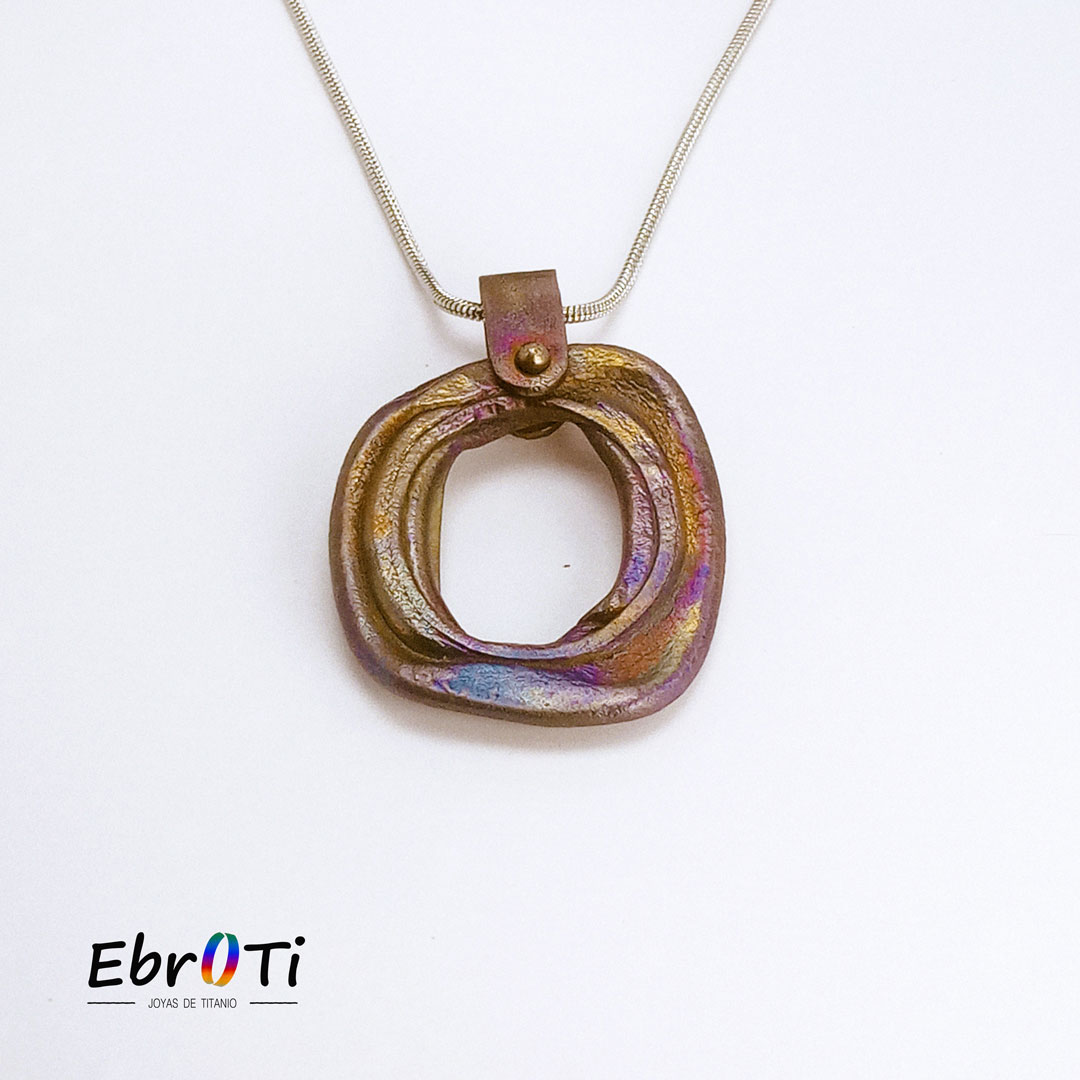 Trabajo_de_titanio/ joyeria_de_titanio/ titanium_jewelry_store/ebroti