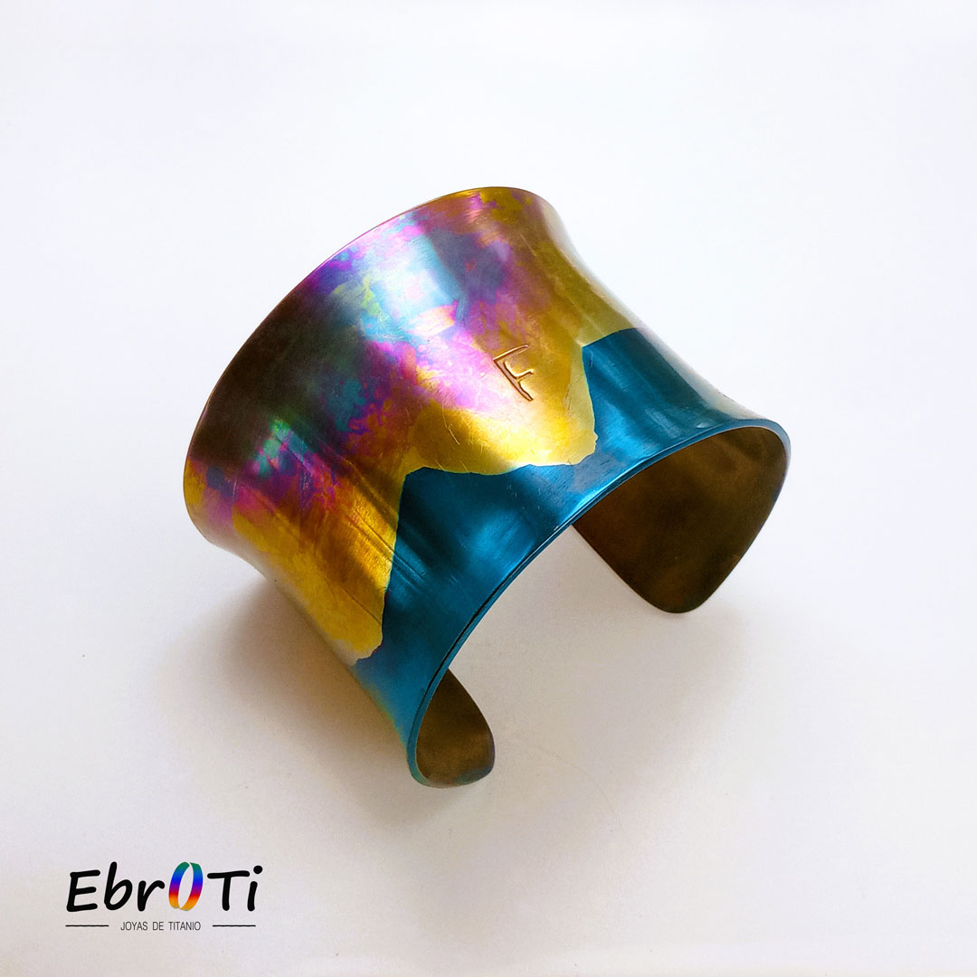 Trabajo_de_titanio/ pulsera de titanio/ joyeria_de_titanio/ titanium_jewelry_store/ ebroti