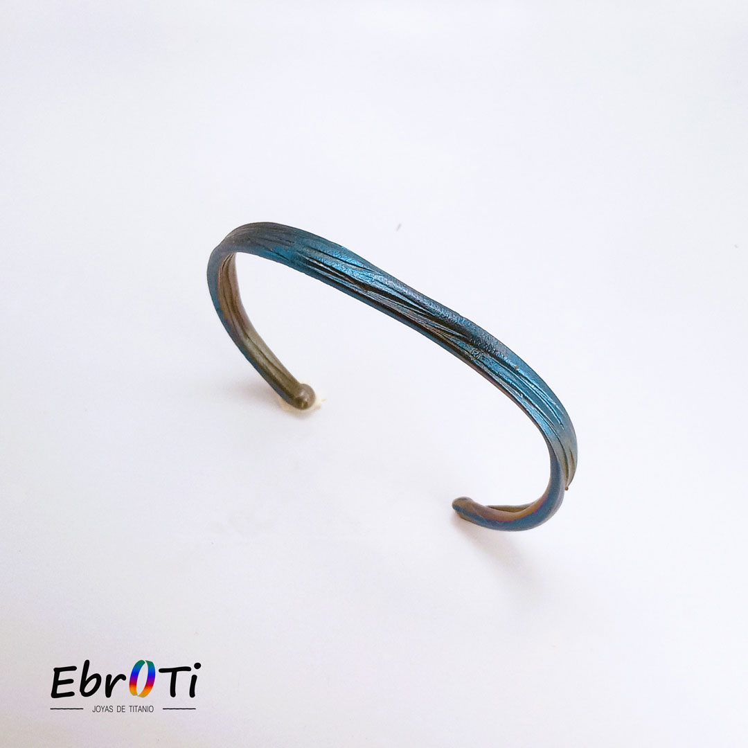 Trabajo_de_titanio/ pulsera de titanio/ joyeria_de_titanio/ titanium_jewelry_store/ ebroti