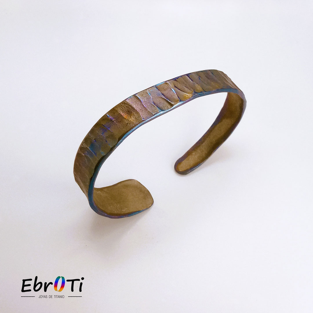 Trabajo_de_titanio/ pulsera de titanio/ joyeria_de_titanio/ titanium_jewelry_store/ ebroti