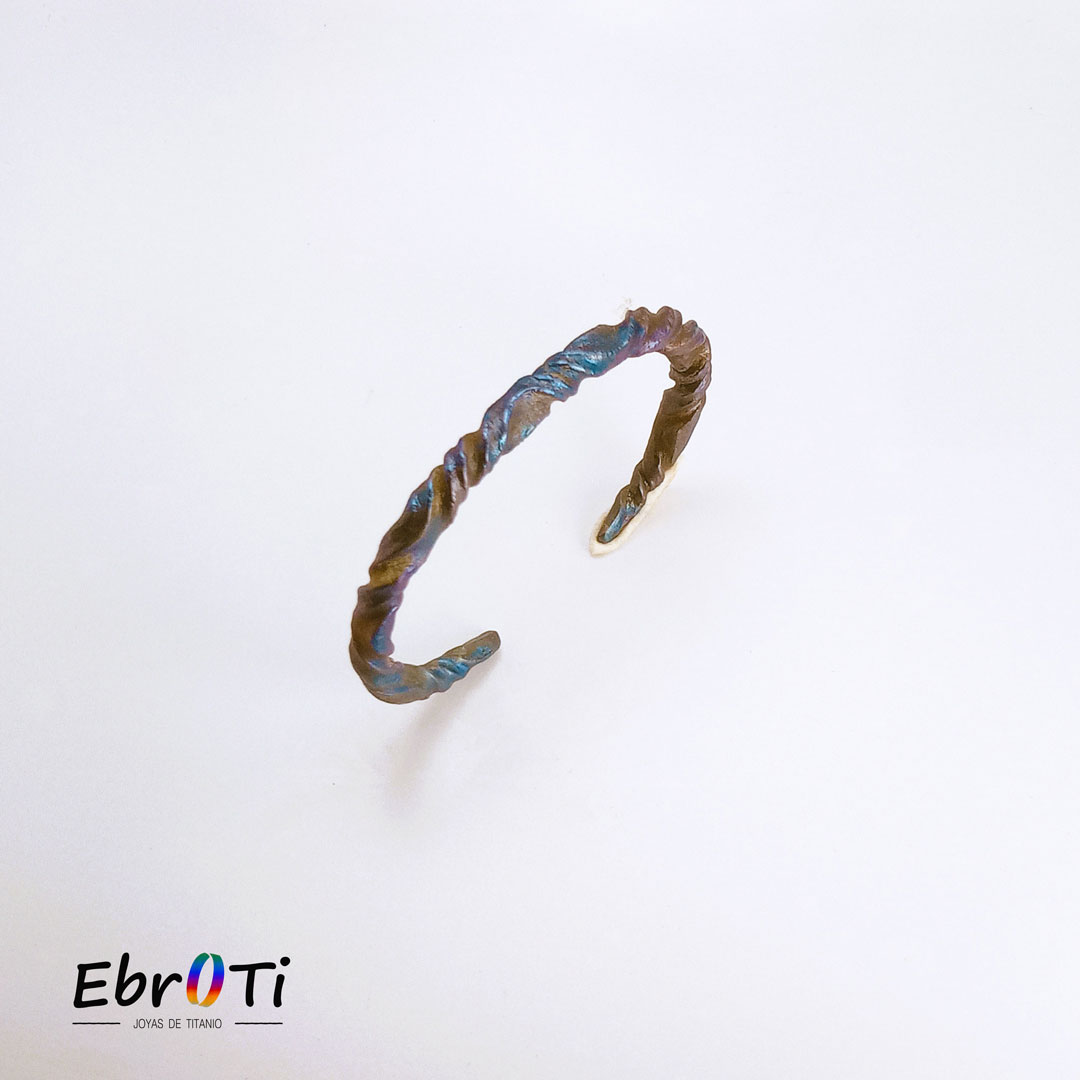 Trabajo_de_titanio/ pulsera de titanio/ joyeria_de_titanio/ titanium_jewelry_store/ ebroti