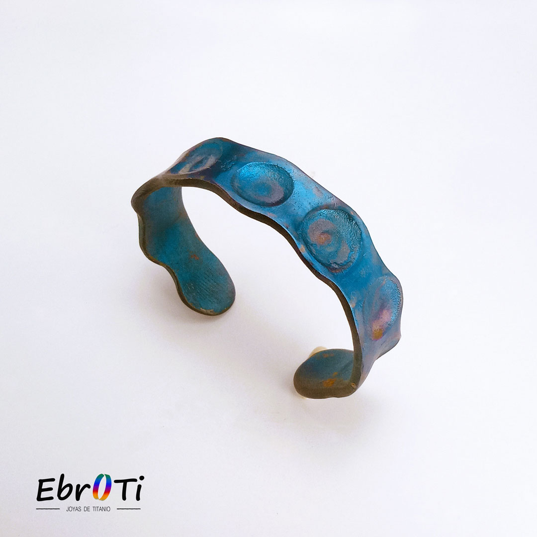 Trabajo_de_titanio/ pulsera de titanio/ joyeria_de_titanio/ titanium_jewelry_store/ ebroti