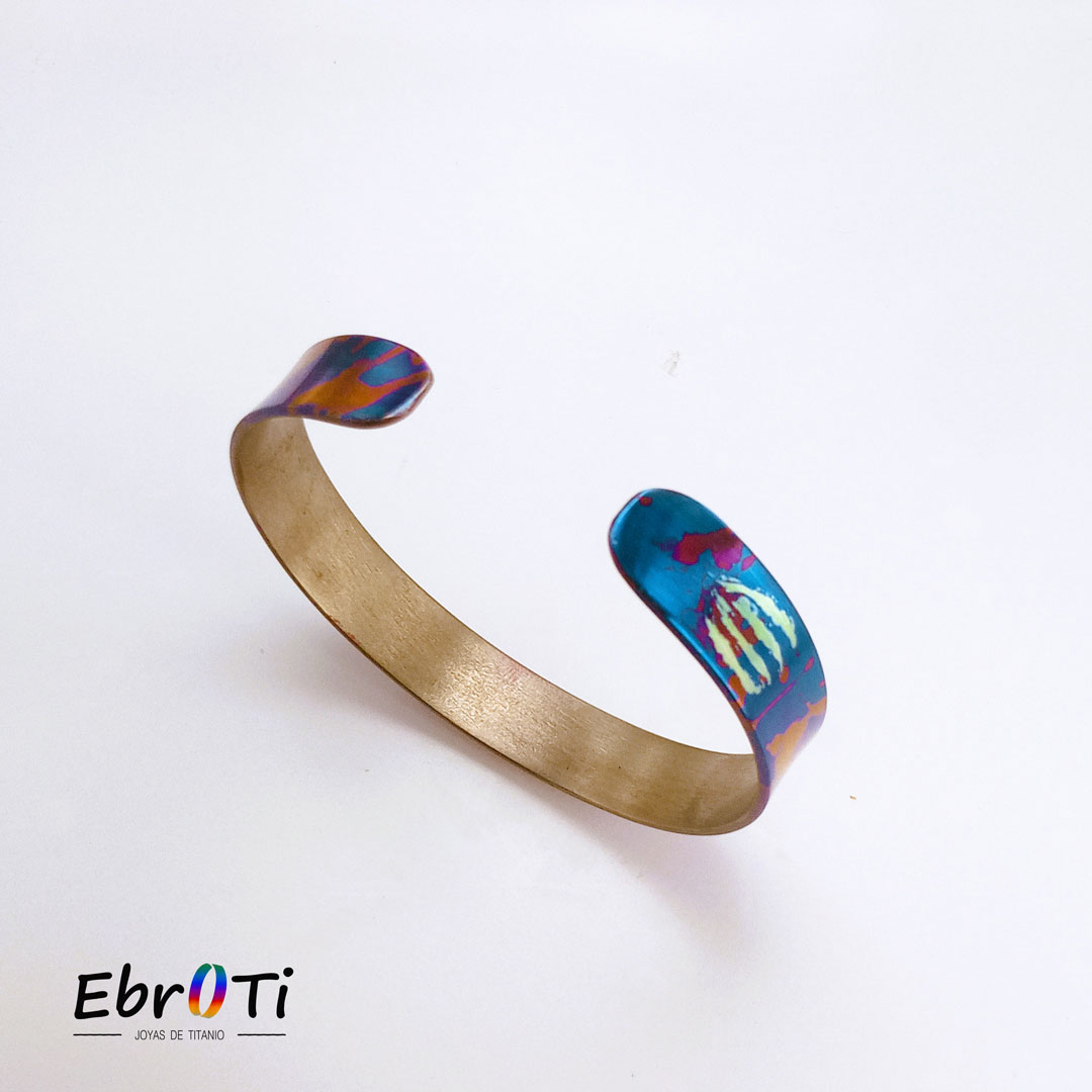 Trabajo_de_titanio/ pulsera de titanio/ joyeria_de_titanio/ titanium_jewelry_store/ ebroti